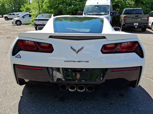 Used 2019 Chevrolet Corvette Stingray Coupe w/ 2LT Preferred Equipment Group RWD image 4