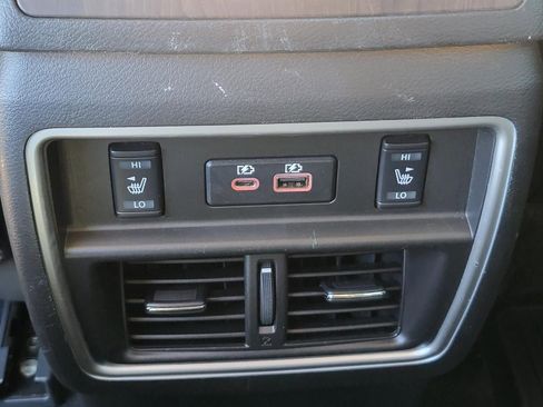 Certified 2023 Nissan Murano Platinum w/ Cargo Package image 22