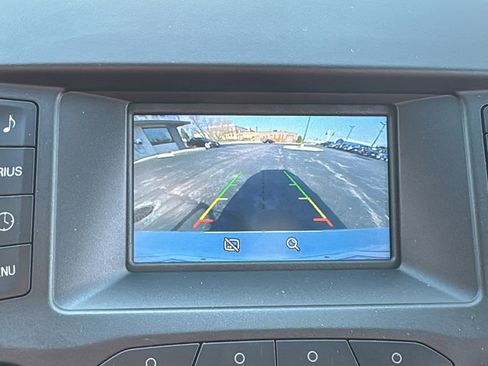 Used 2015 Ford Edge SEL image 15