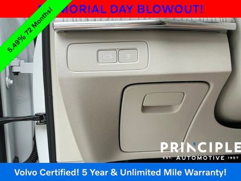Certified 2024 Volvo XC90 T8 Plus w/ Protection Package Premier AWD/4WD image 26