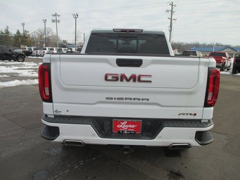 Used 2019 GMC Sierra 1500 AT4 w/ AT4 Premium Package image 4