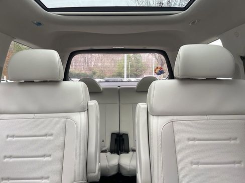 Used 2024 Hyundai Santa Fe Calligraphy image 6