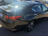 Used 2022 Nissan Altima 2.5 SV image 5