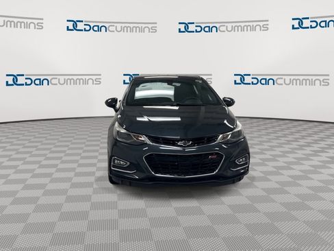 Used 2018 Chevrolet Cruze LT w/ RS Package FWD image 3