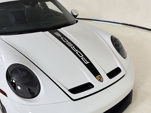 Used 2025 Porsche 911 GT3 w/ Chrono Package RWD image 33
