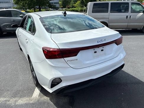 Used 2024 Kia Forte LXS FWD image 11