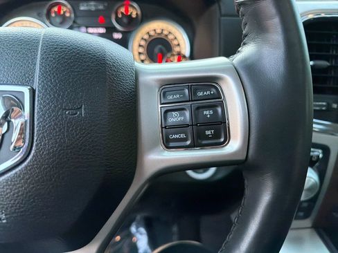 Used 2017 RAM 1500 Laramie w/ Convenience Group AWD/4WD image 25
