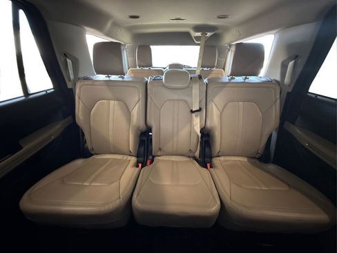 Used 2024 Ford Expedition Max Limited RWD image 44
