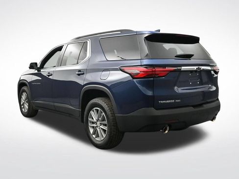 Used 2023 Chevrolet Traverse LT AWD/4WD image 3