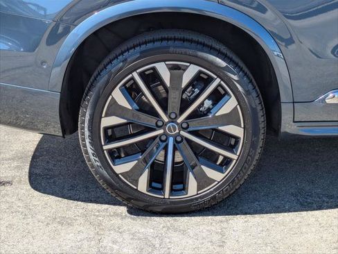 Used 2026 Volvo XC90 T8 Ultra w/ Protection Package Premier AWD/4WD image 9