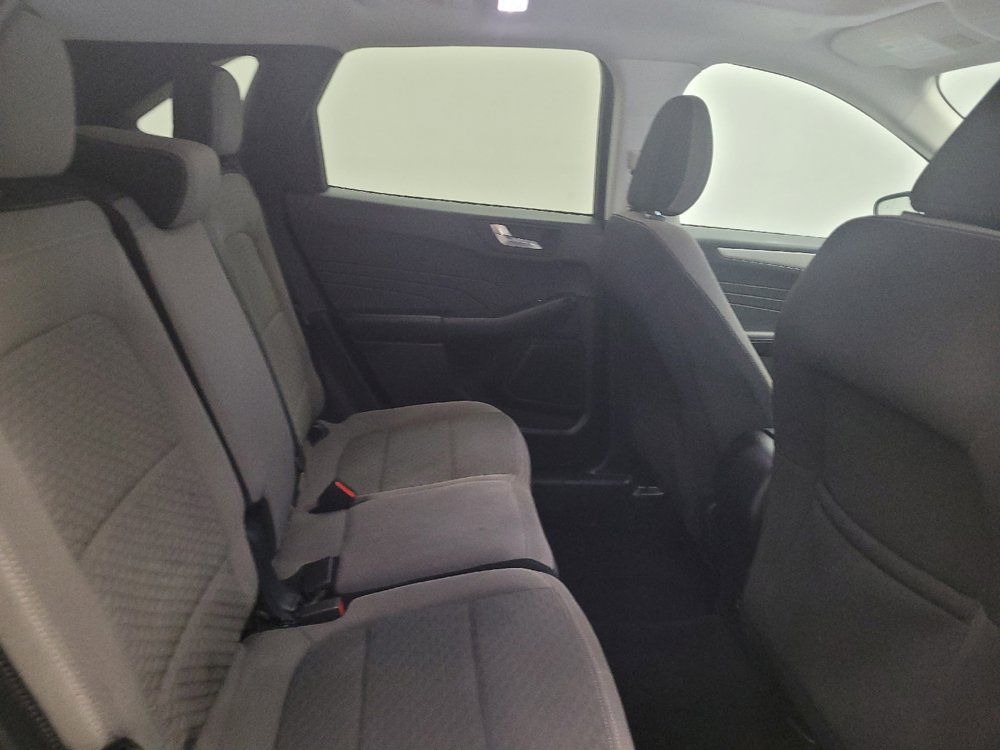 Used 2021 Ford Escape SE w/ SE Sport Appearance Package FWD image 19