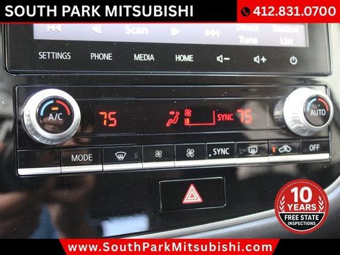 Used 2020 Mitsubishi Outlander SE AWD/4WD image 23