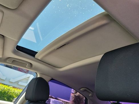 Used 2017 Honda Civic EX image 30