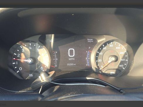 Used 2025 Jeep Compass Trailhawk AWD/4WD image 15