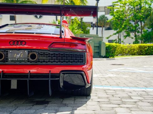 Used 2017 Audi R8 V10 plus w/ 20" Wheel Package AWD/4WD image 28