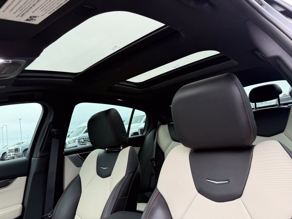 Used 2020 Cadillac CT5 Sport RWD image 6