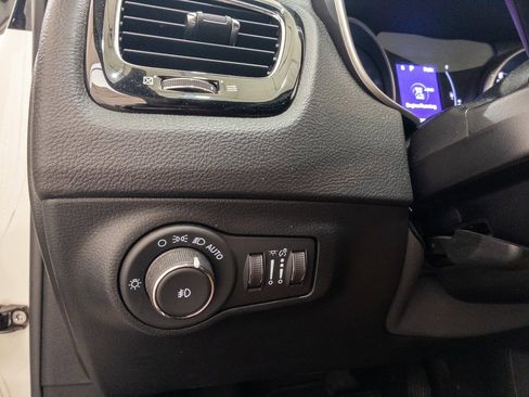 Used 2021 Jeep Compass Latitude image 26