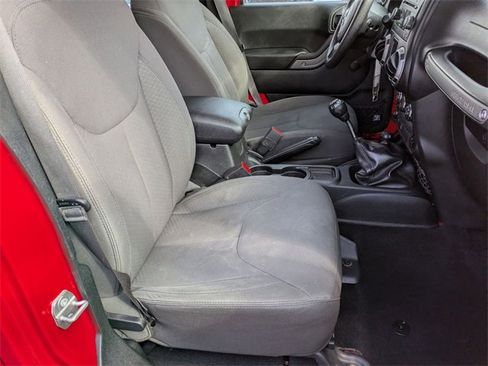 Certified 2017 Jeep Wrangler Unlimited Sport image 23