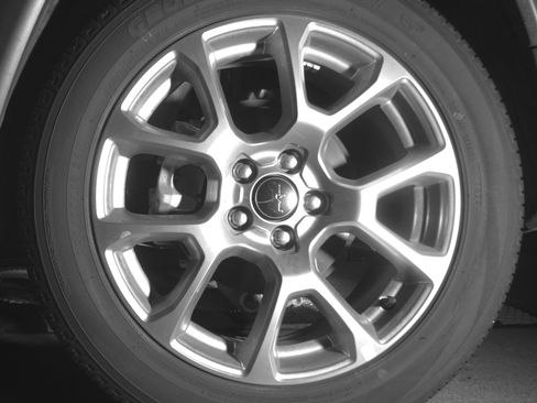 Used 2025 Jeep Compass Limited image 14