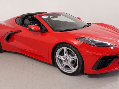 Used 2022 Chevrolet Corvette Stingray Coupe w/ 1LT image 6