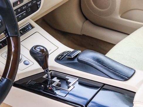 Used 2014 Lexus ES 350 image 24