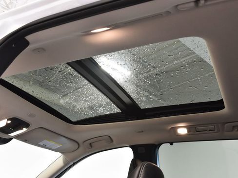 Used 2026 INFINITI QX60 Luxe w/ Cargo Package image 4