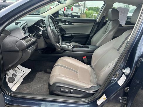 Used 2021 Honda Civic Touring image 6