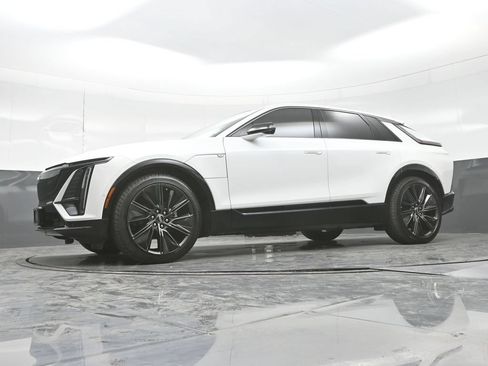 Certified 2024 Cadillac Lyriq Sport AWD/4WD image 26