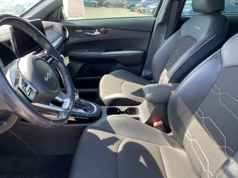 Certified 2024 Kia Forte GT-Line image 11