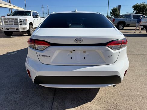 Used 2022 Toyota Corolla LE FWD image 6