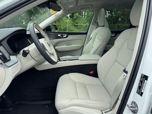 Used 2024 Volvo XC60 T8 Plus w/ Protection Package Premier AWD/4WD image 19