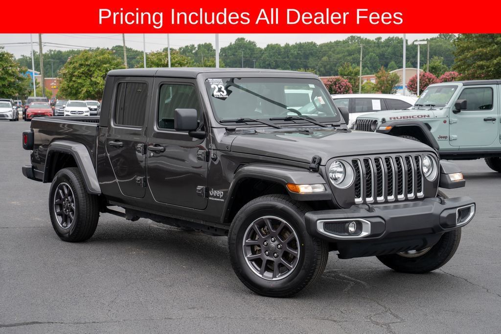 Used 2023 Jeep Gladiator Overland AWD/4WD image 1