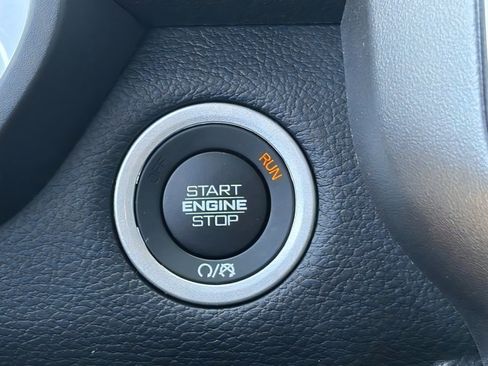 Used 2025 RAM 1500 Big Horn AWD/4WD image 22