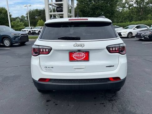 Used 2023 Jeep Compass Latitude AWD/4WD image 8