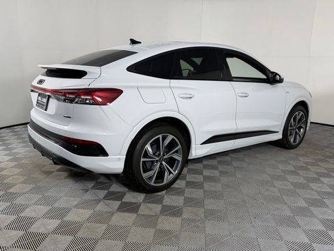 Used 2024 Audi Q4 e-tron Premium Plus w/ Premium Plus image 7