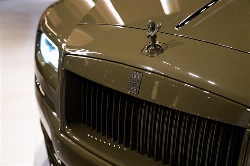 Used 2021 Rolls-Royce Dawn RWD image 27