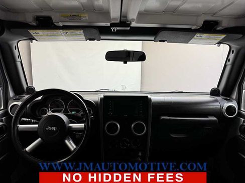 Used 2009 Jeep Wrangler Sahara w/ Dual Top Group AWD/4WD image 11