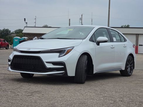 New 2026 Toyota Corolla SE FWD image 20