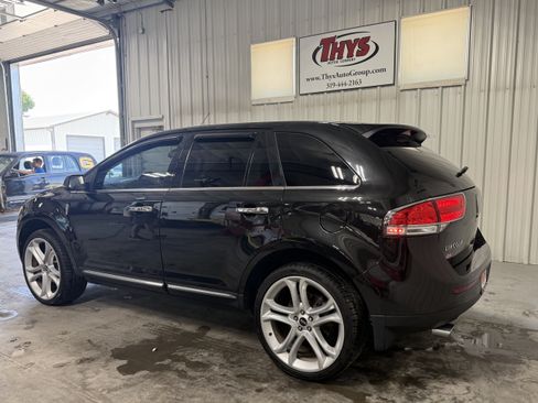 Used 2014 Lincoln MKX AWD w/ Equipment Group 102A image 13