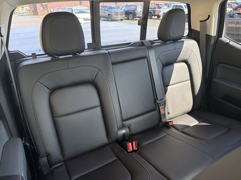 Used 2019 Chevrolet Colorado Z71 AWD/4WD image 13