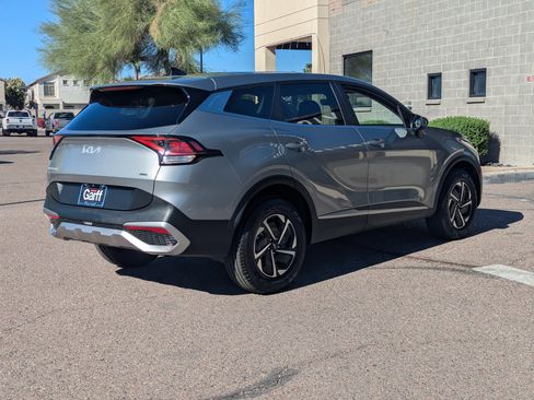 Certified 2023 Kia Sportage LX image 3