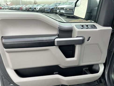 Used 2020 Ford F150 XLT w/ Equipment Group 302A Luxury image 19