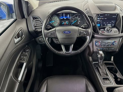 Used 2019 Ford Escape Titanium image 21