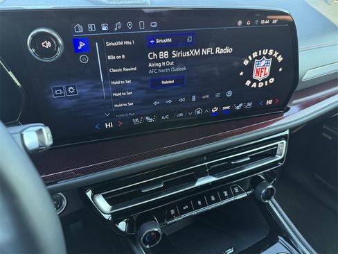 Used 2024 Chevrolet Traverse RS w/ LPO, Floor Liner Package image 15