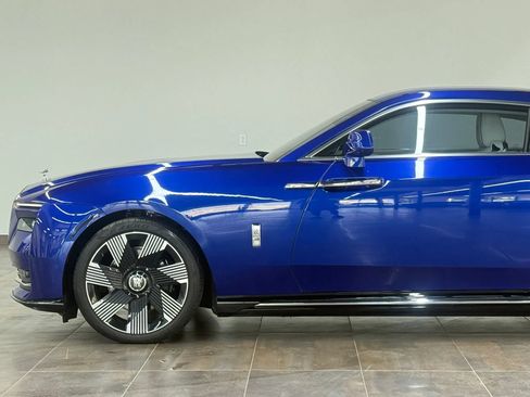 Used 2025 Rolls-Royce Spectre AWD/4WD image 6