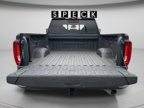 Used 2022 GMC Sierra 3500 Denali AWD/4WD image 9