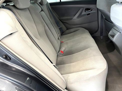 Used 2009 Toyota Camry LE image 34