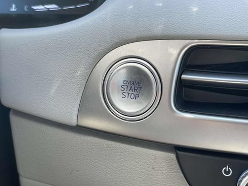 Used 2024 Hyundai Palisade SEL FWD image 36