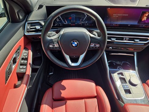 Used 2024 BMW 330i xDrive Sedan w/ Premium Package AWD/4WD image 11