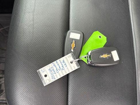 Used 2023 Chevrolet Traverse Premier w/ Redline Edition image 30